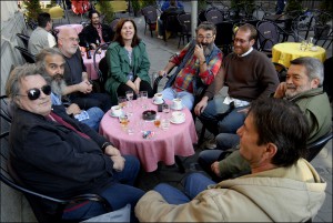 Дружи се са обичним људима