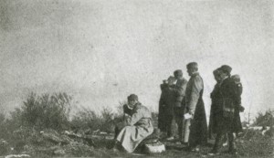 Kralj Petar I Karađorđević na položaju „Motike“ (ispod Rudnika) osmatra borbu Treće srpske armije