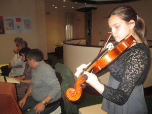 11188255_414496672088677_7748107160907514892_n