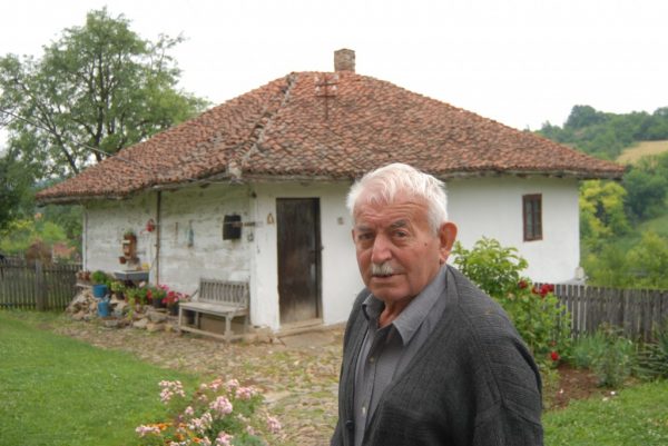  Миодраг Павловић Драгутинац - Стари човек, стара кућа 
