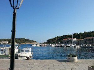 image-2df37896bf2c93b4e90c84dd17fa0f6aeaa58a7dc66df6999126417cc71130eb-V