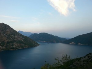 image-43be83b73805cb776905444b533366518fcbdeafa1d53dbd3a51d685ae57b9bf-V