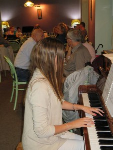 11903410_805883542859721_1939933133_n