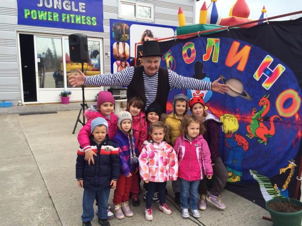 Predrag Vuković Peđolino, deca, druženje, 