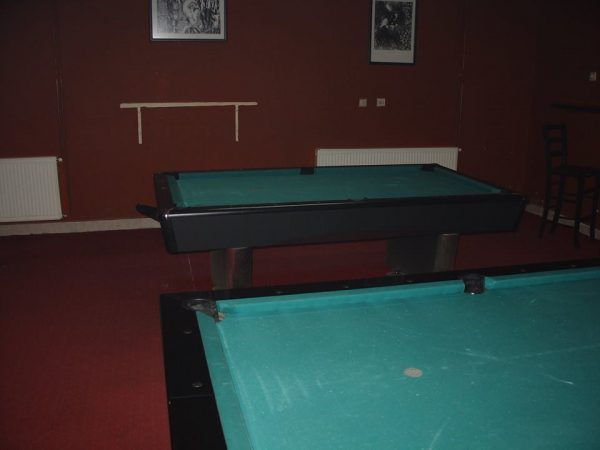 Caffe biliards club "Darkwood"