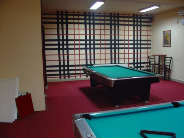 Caffe biliards club "Darkwood"