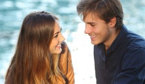 how-to-tell-if-a-guy-likes-you-1