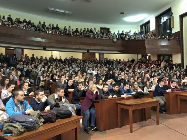 odliv-mladih-mozgova