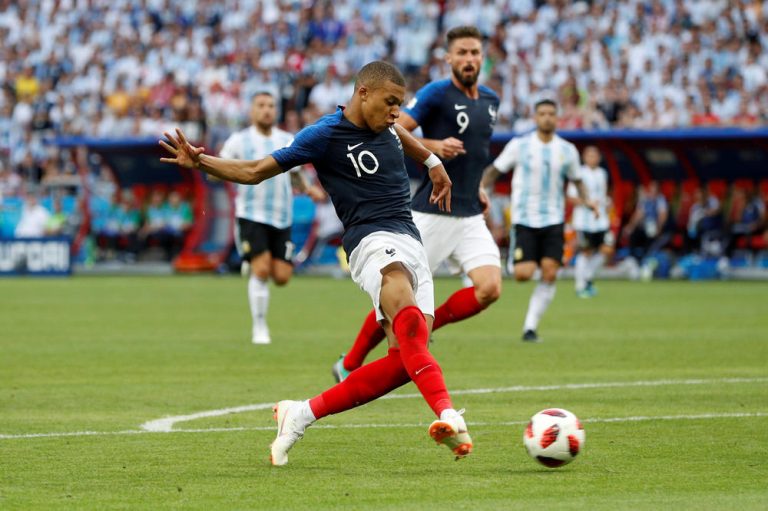 Anegdota iz Kragujevca: Kilijan Mbape, miš i…naravno, gol!